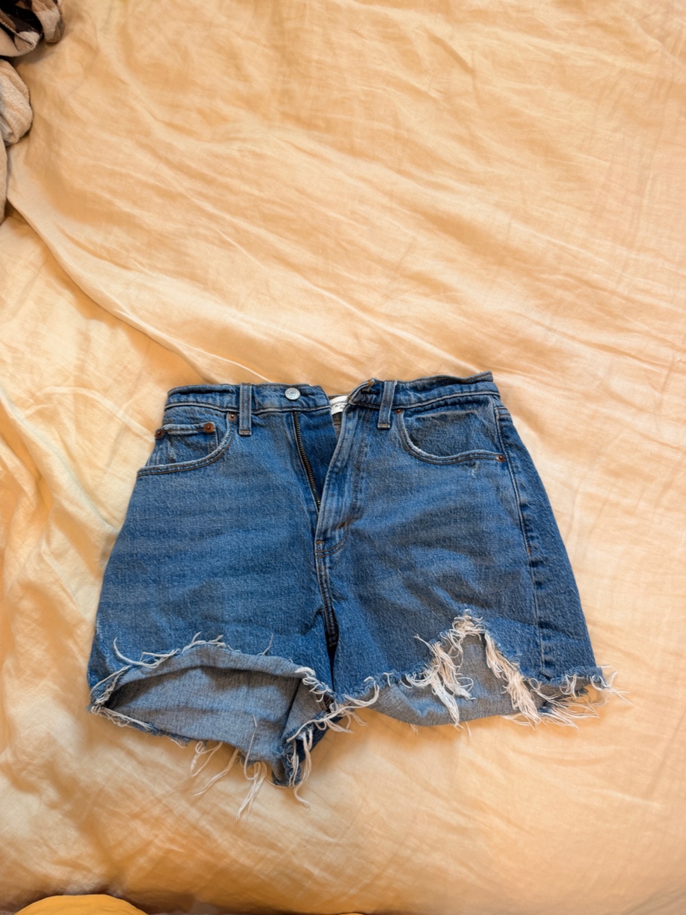 High-Waist Distressed Denim Shorts - Blue